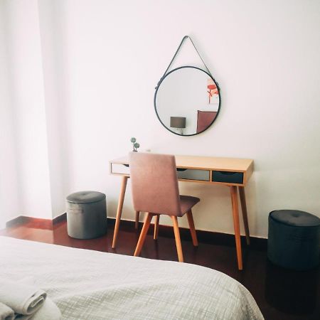 Explore Greece From Colorful City Centre Apartment Халкида Экстерьер фото